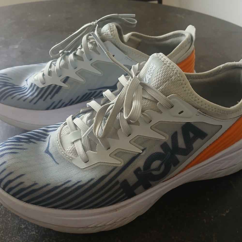 mens hoka one one size 11